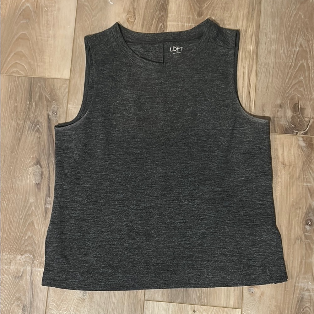 LOFT Gray Sleeveless Tee